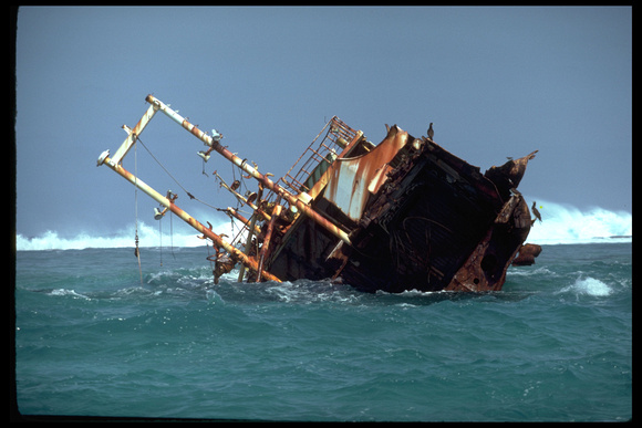 ship wreck on Kure- no survivors
